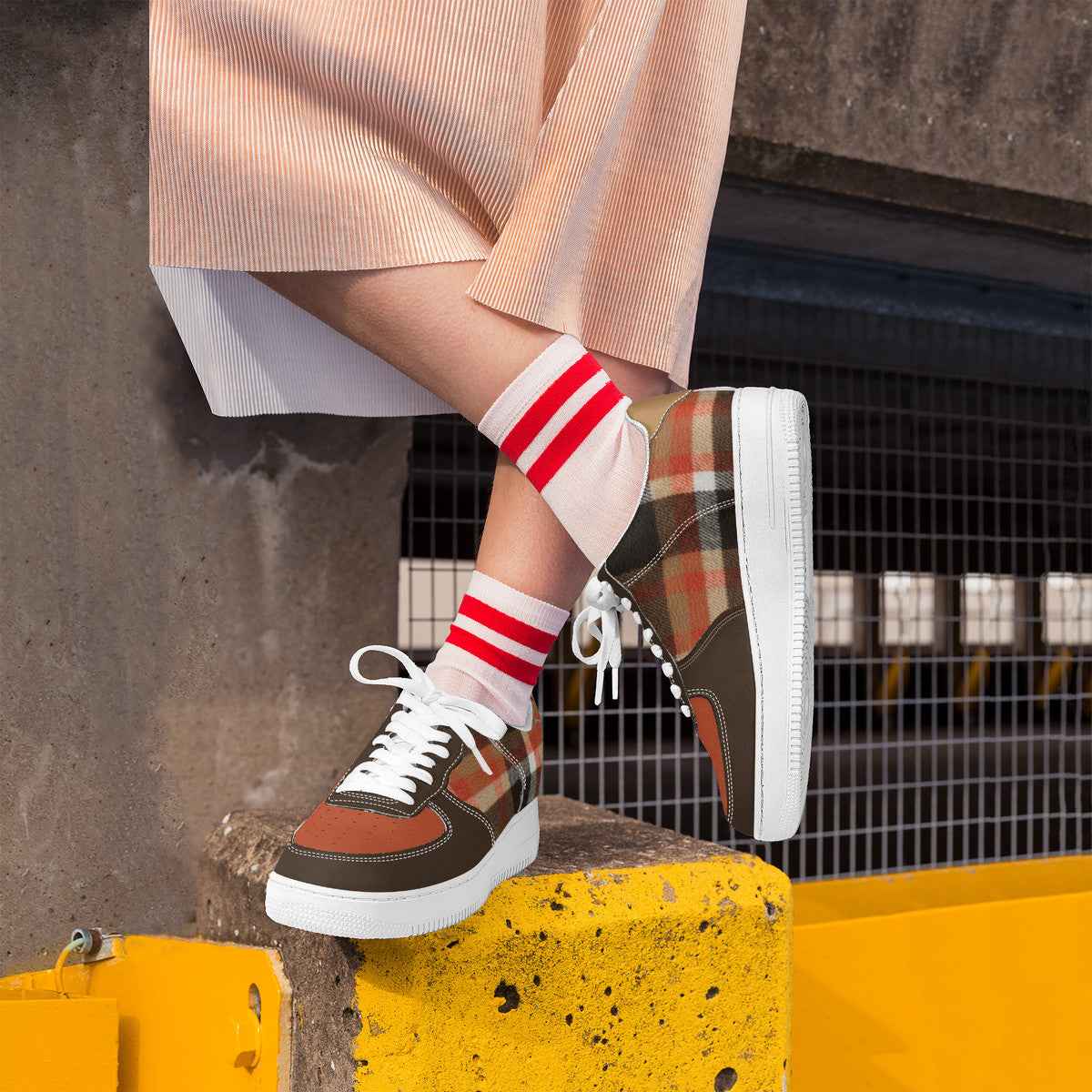 Fall Foliage Pattern Low Top Unisex Sneaker