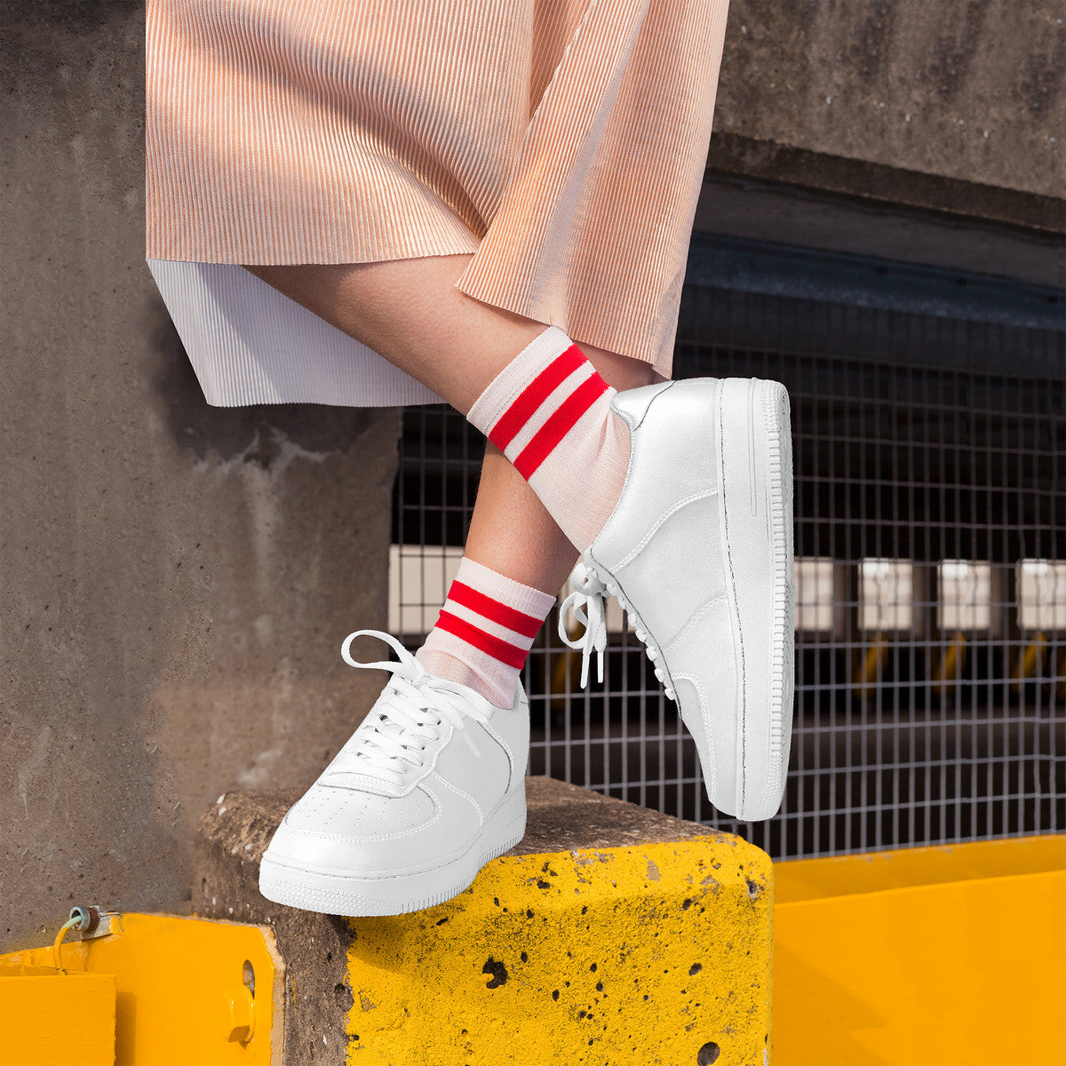 White Low Top Unisex Sneaker