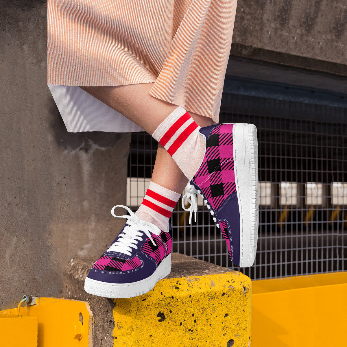 Pink Unisex Sneaker